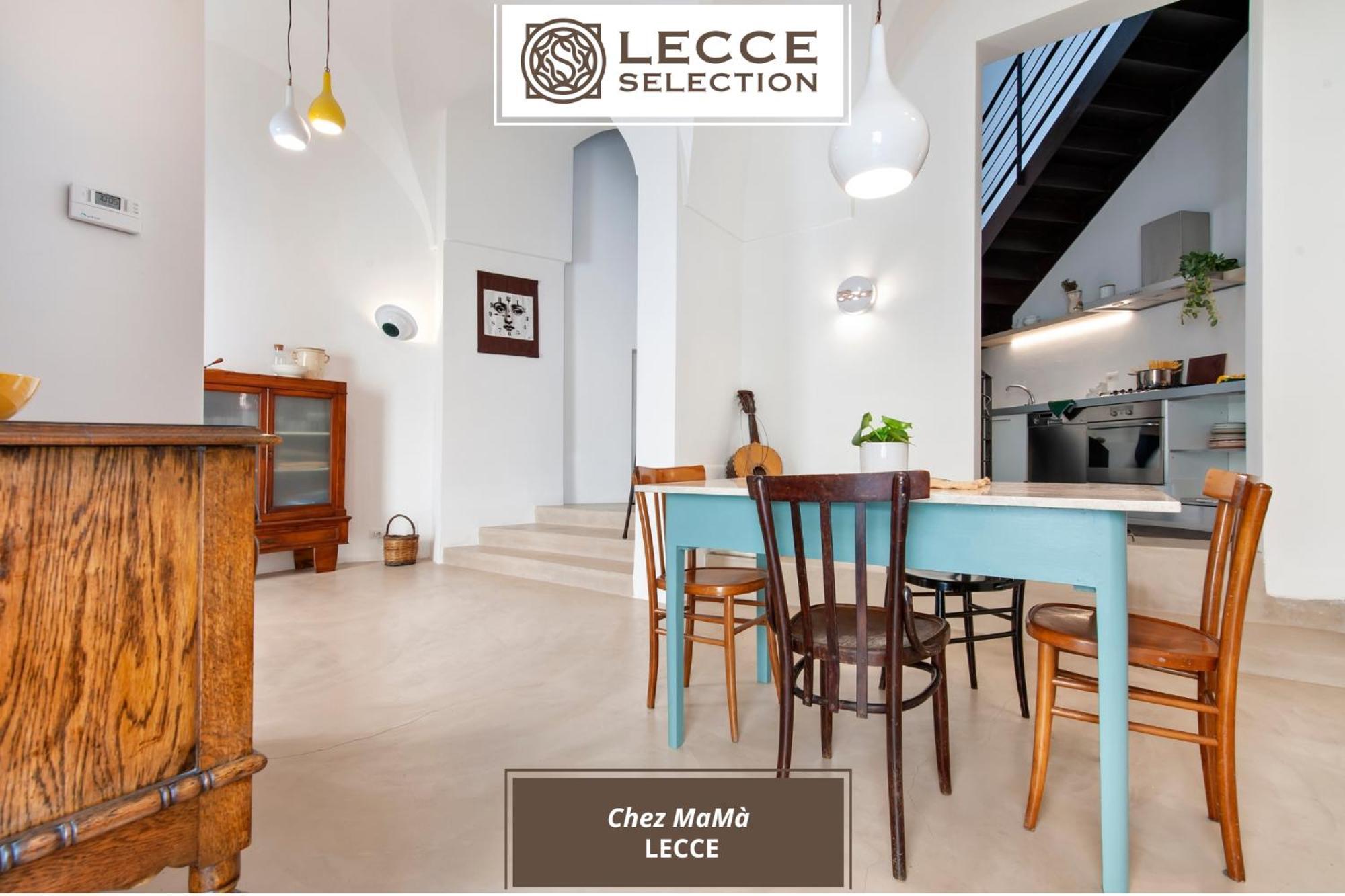 Chez Mama' Rooftop - Sit Apartment 레체 외부 사진